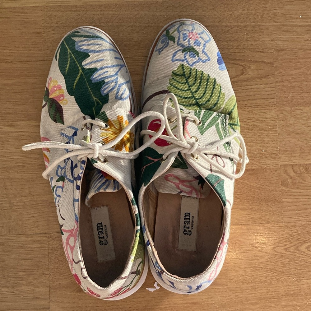 Gram Scandinavia Floral Canvas Fashion Shoe For Men